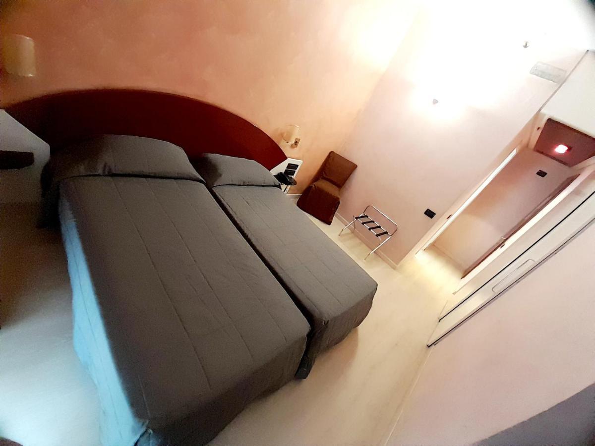 Hotel Continental Turin Ngoại thất bức ảnh