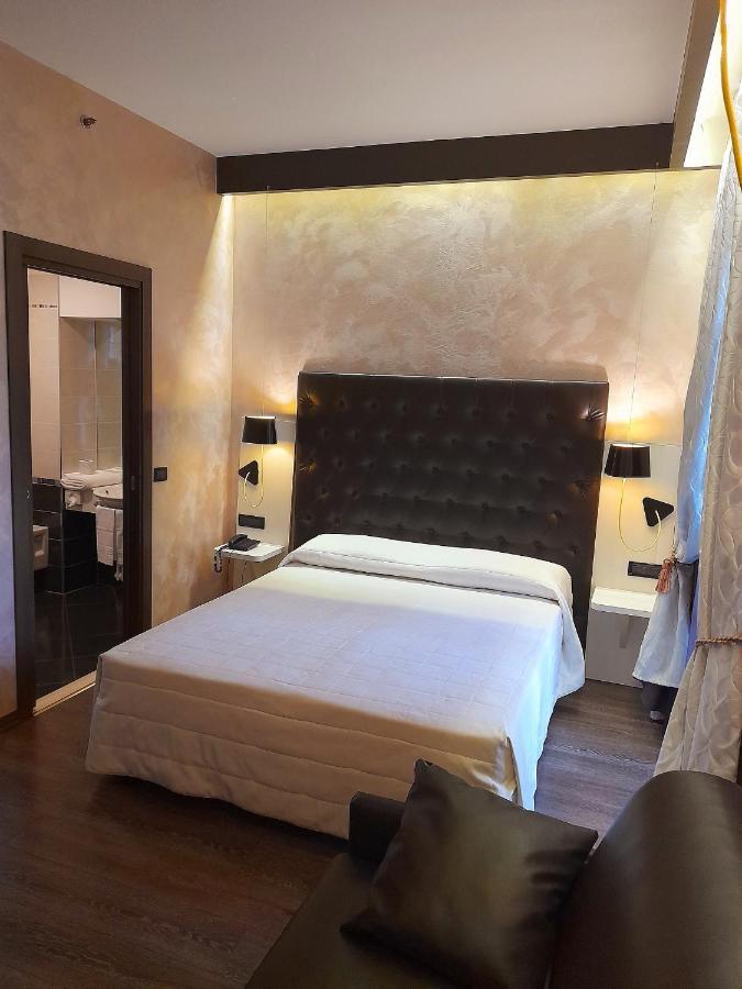 Hotel Continental Turin Ngoại thất bức ảnh