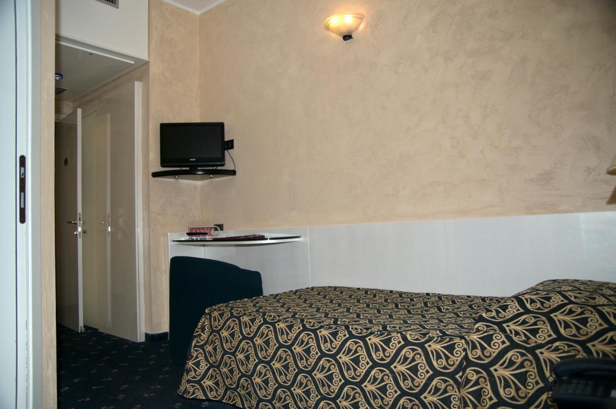 Hotel Continental Turin Ngoại thất bức ảnh