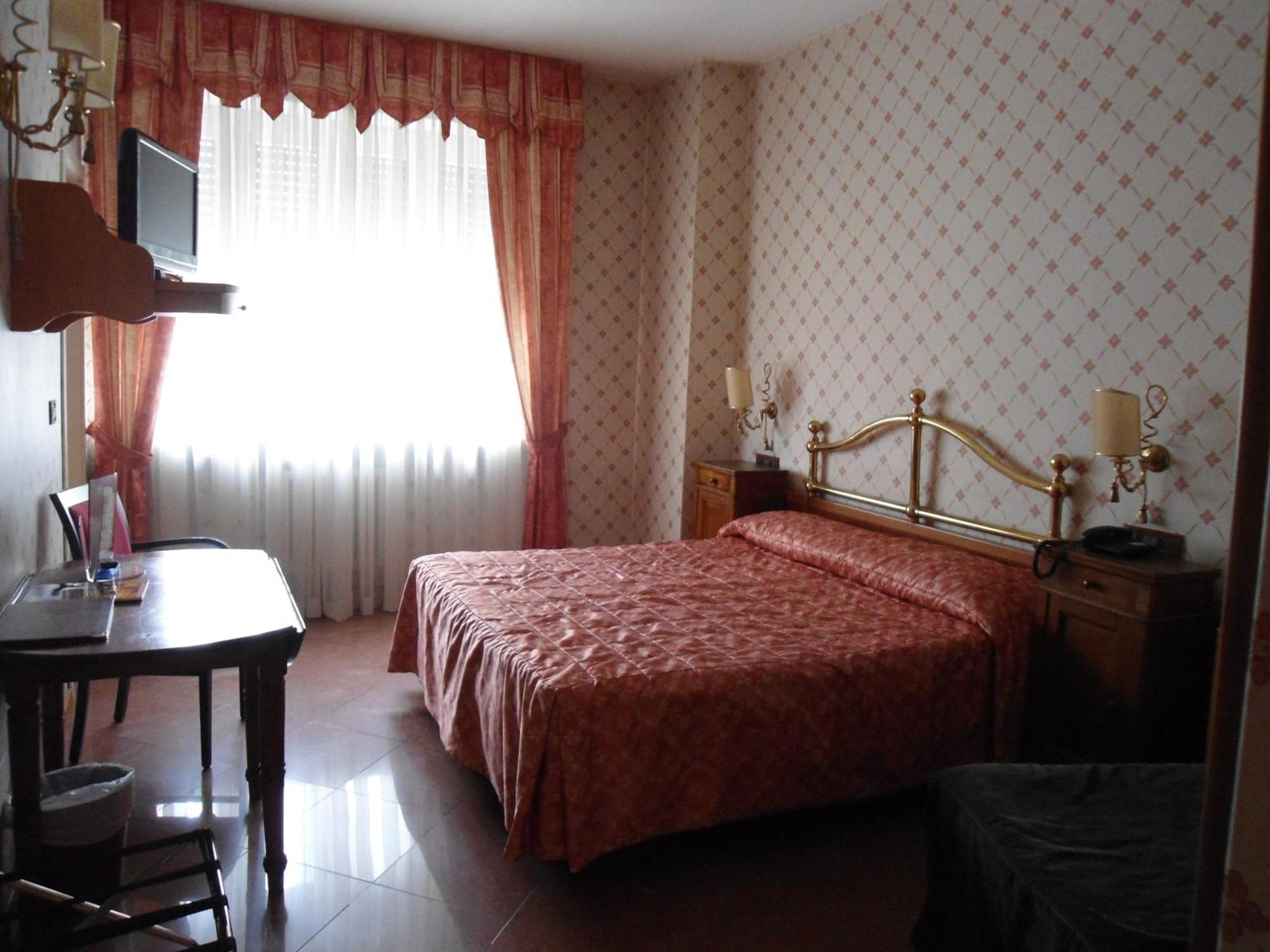 Hotel Continental Turin Ngoại thất bức ảnh